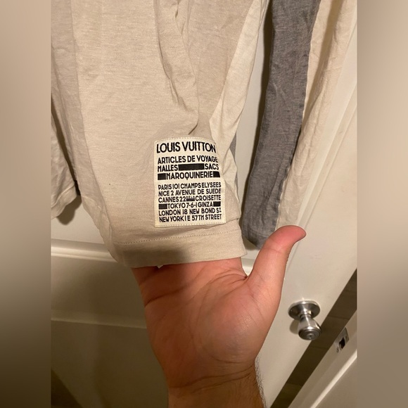 Louis Vuitton Long Sleeve Tee - Picture 6 of 6